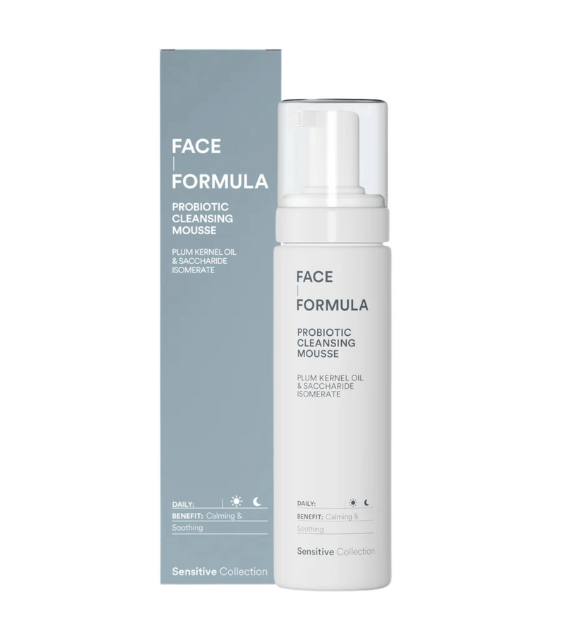 Förpackningen av face formula ansiktsrengöring för känslig hud