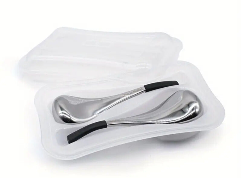 Cryo sticks i sin förvaringslåda